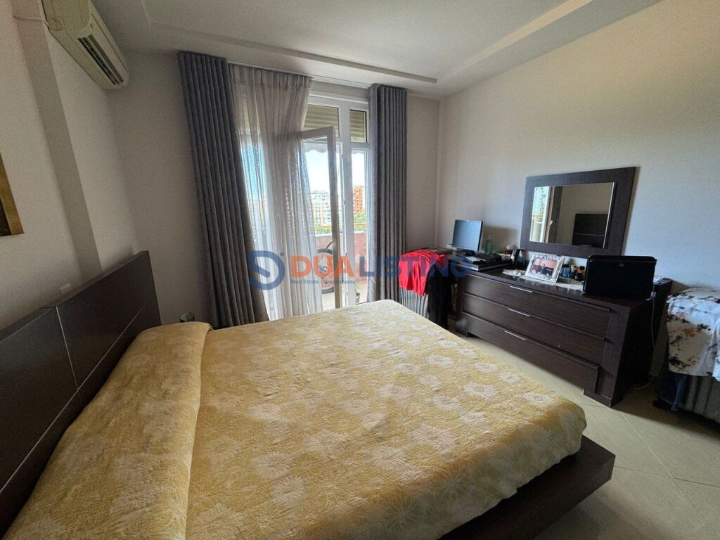 APPARTAMENTO 3+1+2 IN VENDITA CON VISTA SUL GIARDINO BOTANICO !!