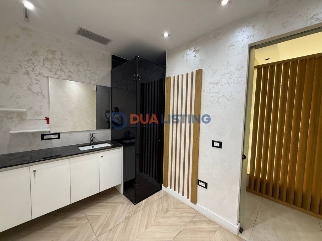 Opportunity! Commercial space for sale 📌Dibra Street near the United School! 1st floor | Street front