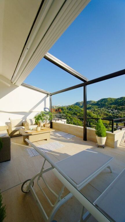 SHITET DUPLEKS LUKSOZ TEK KOPSHTI BOTANIK  !!