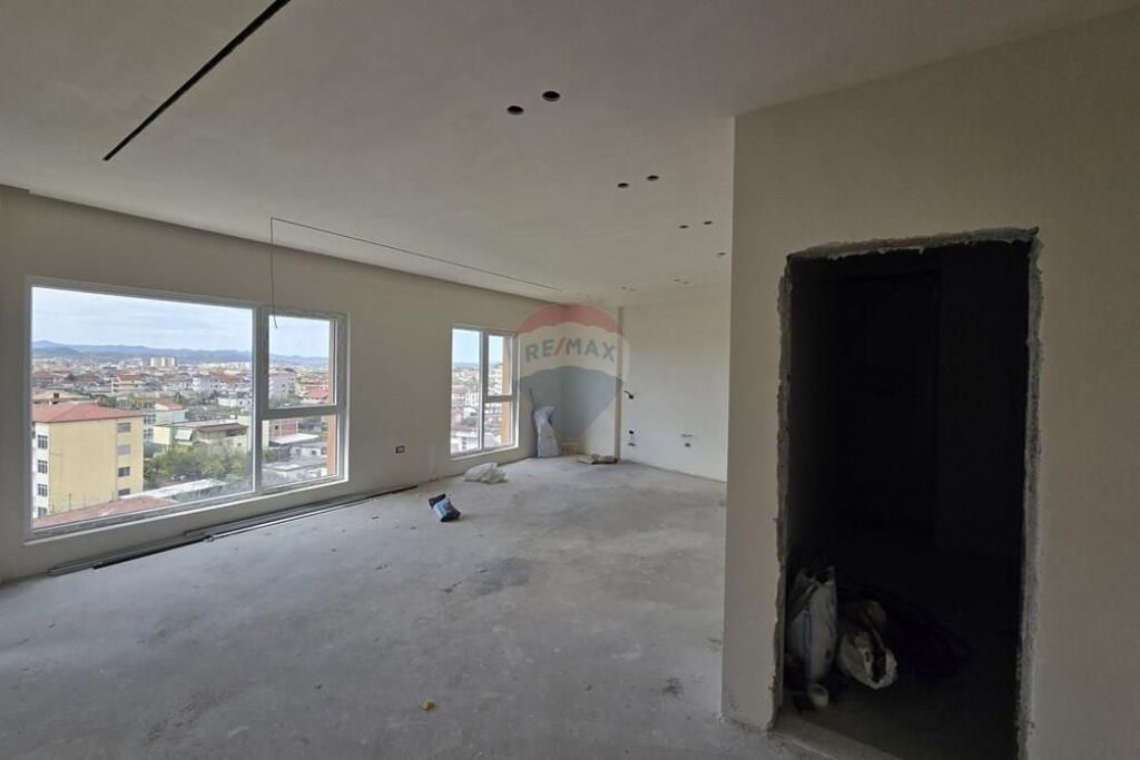 Apartment 2+1+2 for Sale at New Boulevard