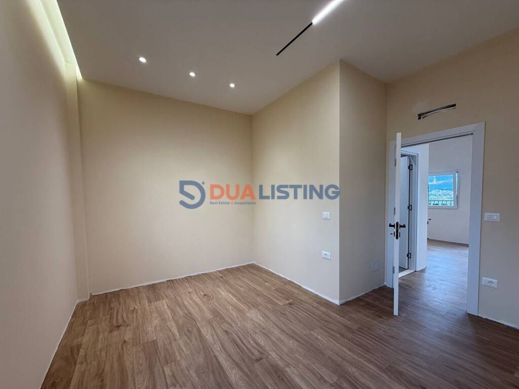 Vendiamo appartamento 1+1 nella zona di Ali Dem!!