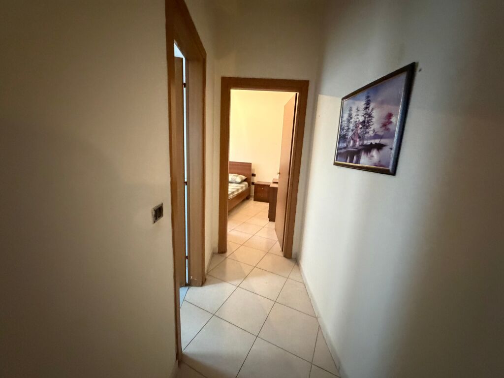 1+1,i mobiluar te bohemi ne astir,370 mije leke