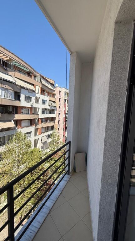 2+1,i mobiluar,te ozone ne astir,550 euro