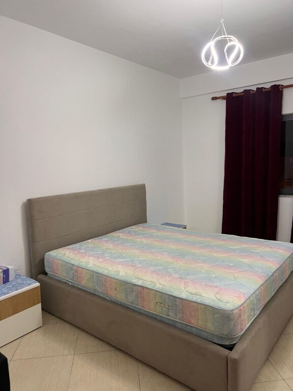 Jepet Me Qera Apartament 2+1+1 Ballkon