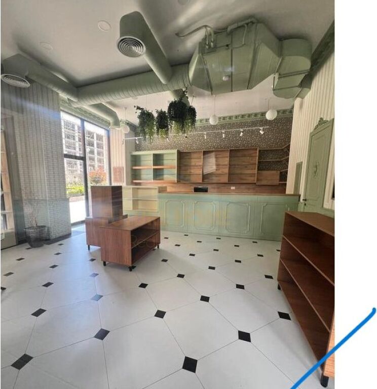 Shitet, Njësi Biznesi, Kompleksi ASL, Xhamllik.