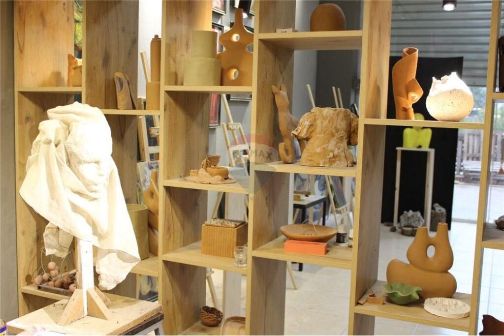 Dyqan - Për Shitje - Rruga Besim Alla, Tiranë