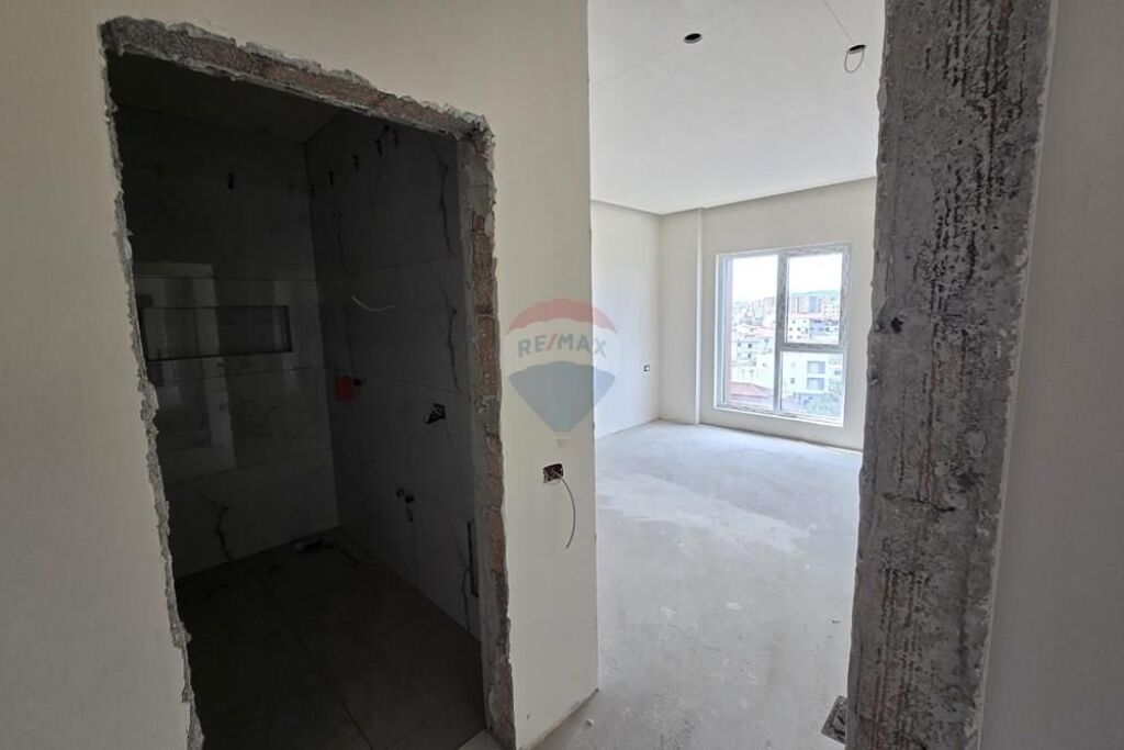 Apartment 2+1+2 for Sale at New Boulevard