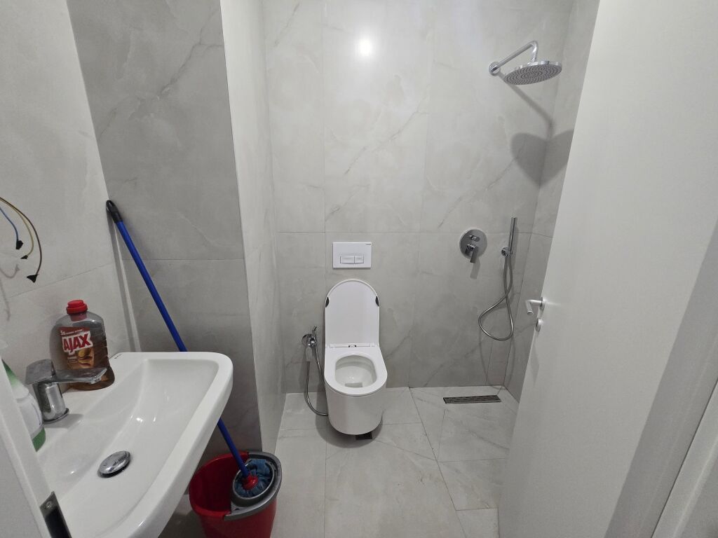 Complesso Kadiu, Affitto appartamento 1+1 completamente arredato. 