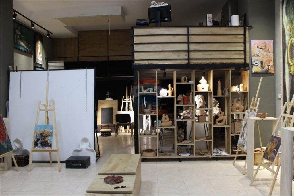 Dyqan - Për Shitje - Rruga Besim Alla, Tiranë