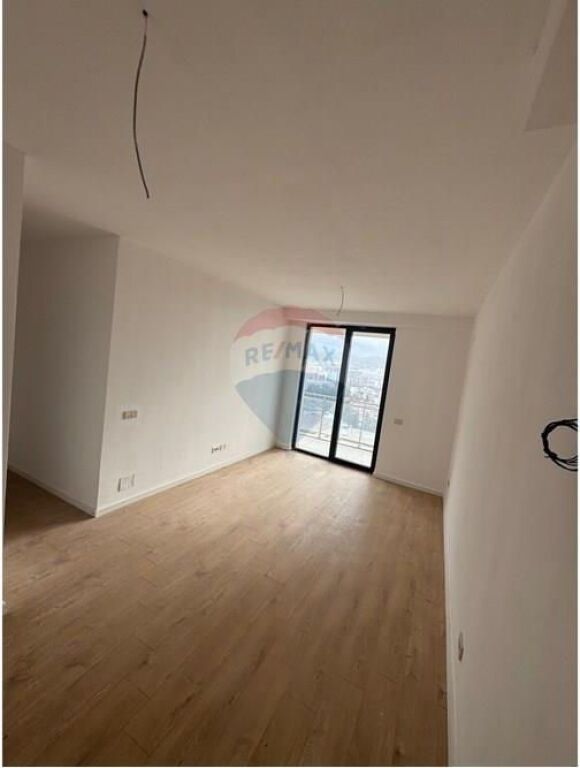 Appartamento - In Affitto - Via Mine Peza, Tirana