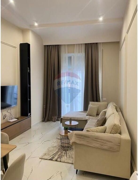 Apartment - For Rent - Durrës Street, Tirana