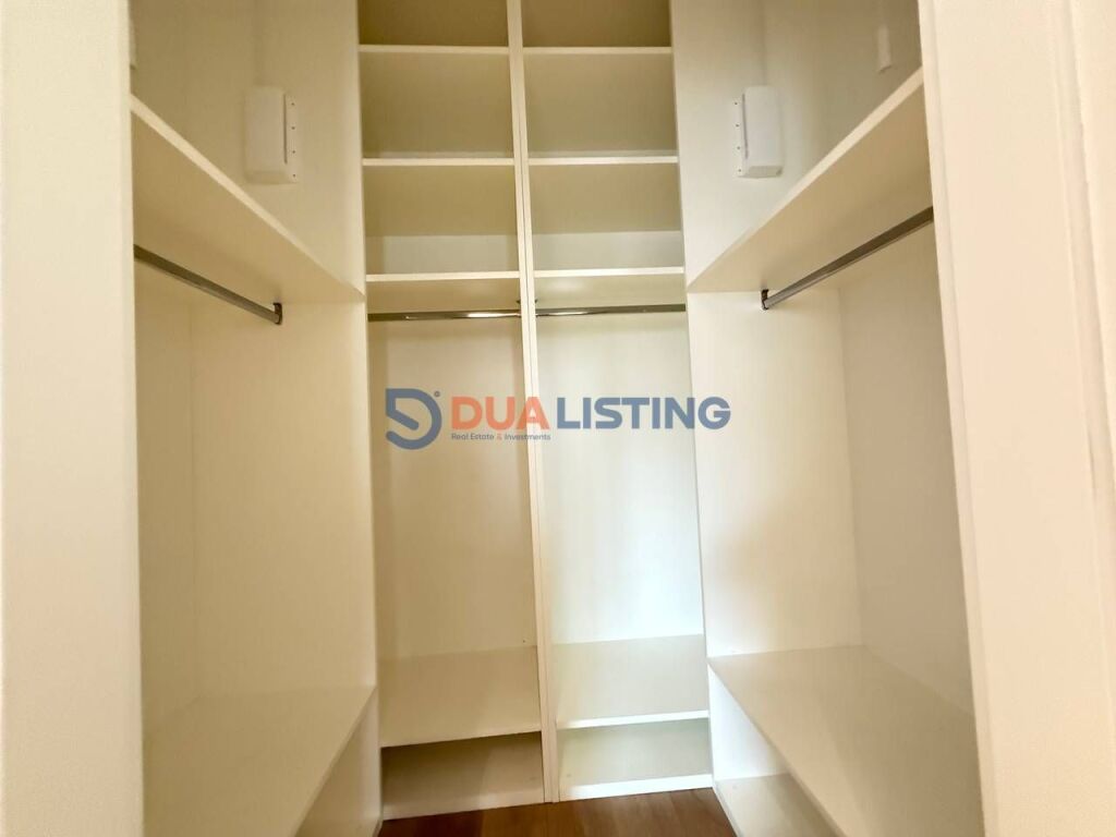 For Rent – Modern Duplex 3+1+3 | Barricade Street!