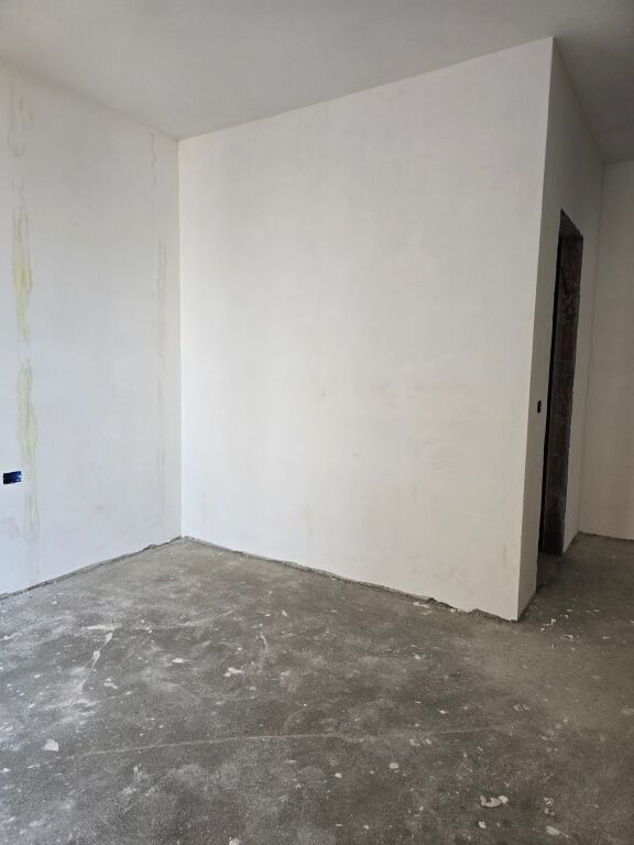 SHITET APARTAMENT TE RRETHI BATHORES,KAMEZ