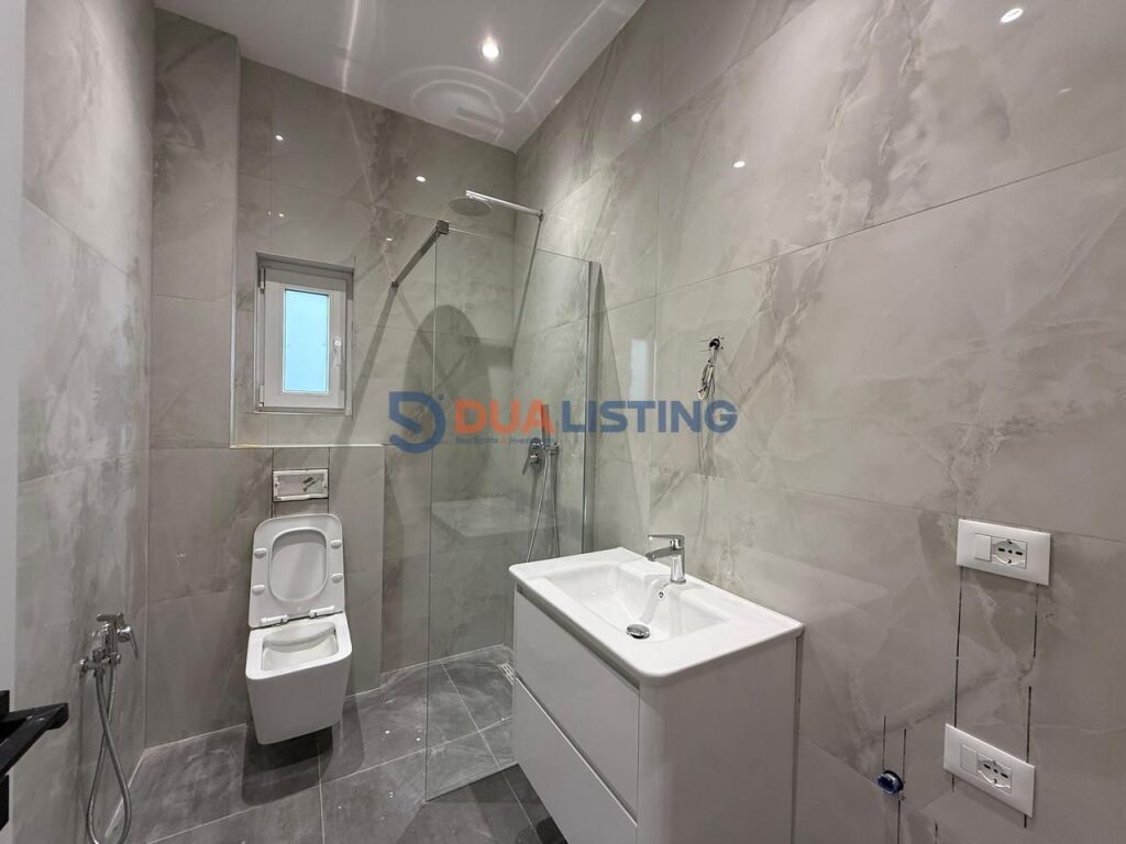 Vendiamo appartamento 1+1 nella zona di Ali Dem!!