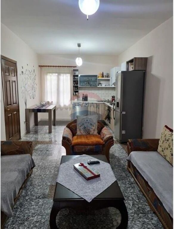 Vilë - Për Qira - Rruga Mihal Grameno, Tiranë