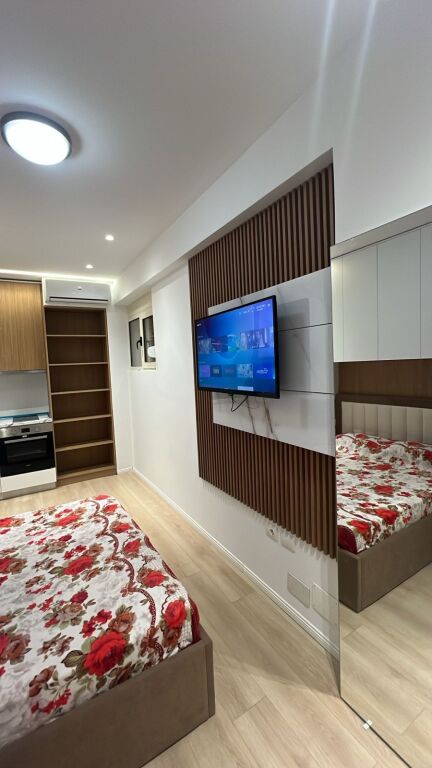 Garsoniere lluks te liqeni that me 350€