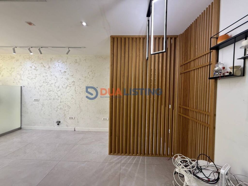 Opportunity! Commercial space for sale 📌Dibra Street near the United School! 1st floor | Street front