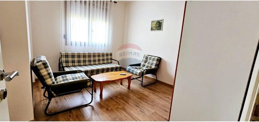 Dupleks - Për Qira - Rruga Ali Demi, Tiranë