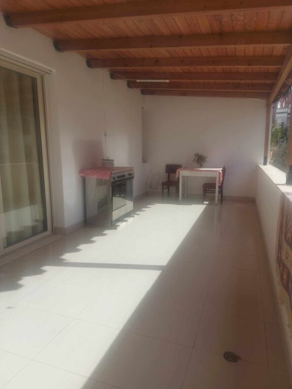 🔺 Shitet apartament 2+1+2 + verandë në Fresk