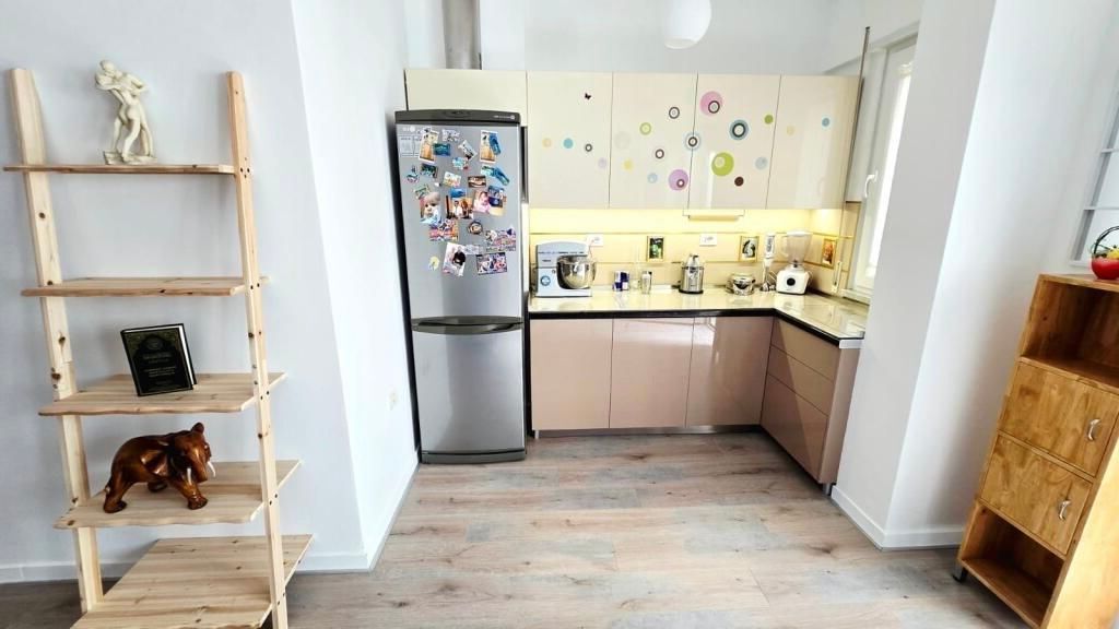 3+1+2+🅿️ me qera te Liqeni Thate