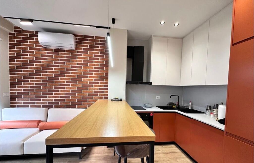 LUXURY APARTMENT FOR RENT