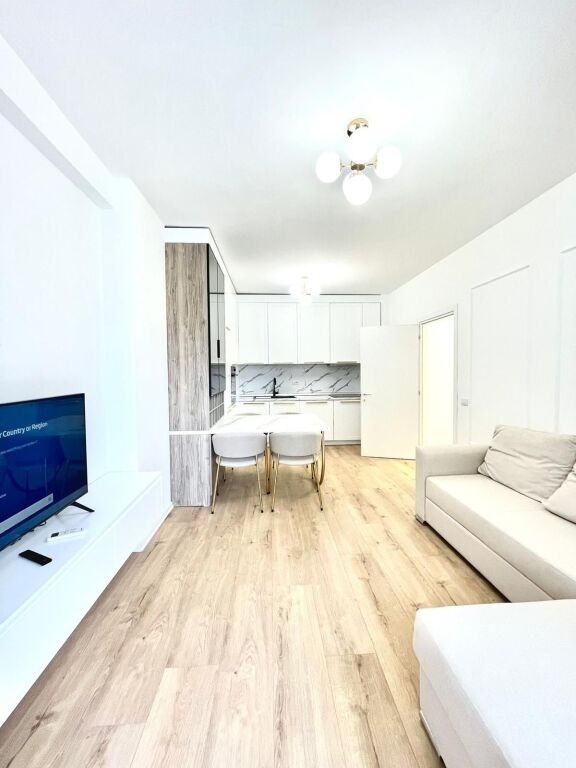 Jepet Me Qera Apartament 1+1+1 Ballkon