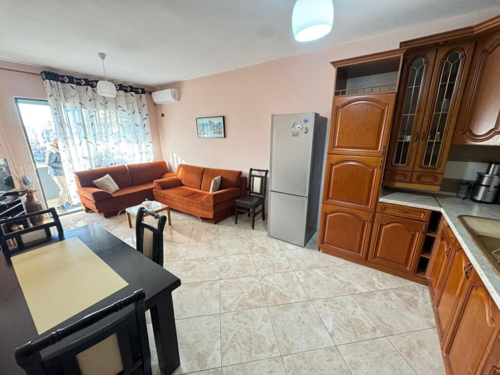 🏢 QERA APARTAMENT 1+1 – Astir 💶 45,000 Lekë