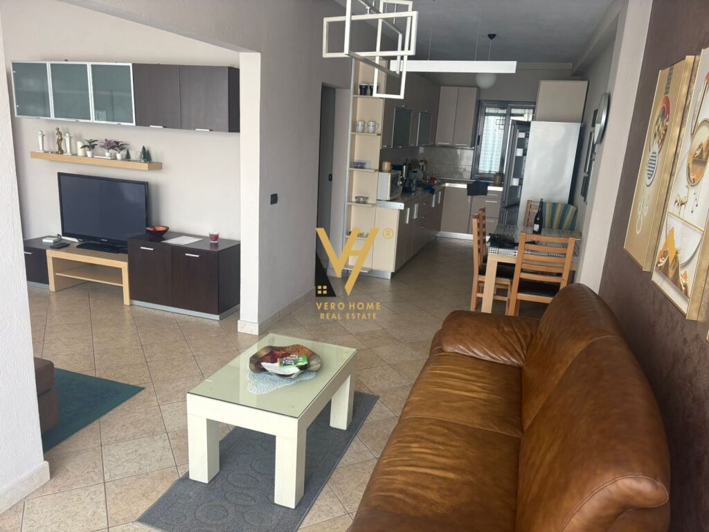 AFFITTASI APPARTAMENTO 2+1+2+BLK IN AFFITTO IN VIA BARDHYL 800 EURO