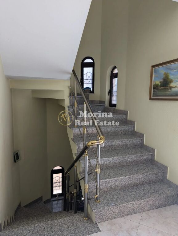 Sale | Shtëpi private 6 + 1 | Don Bosko | 515000 €