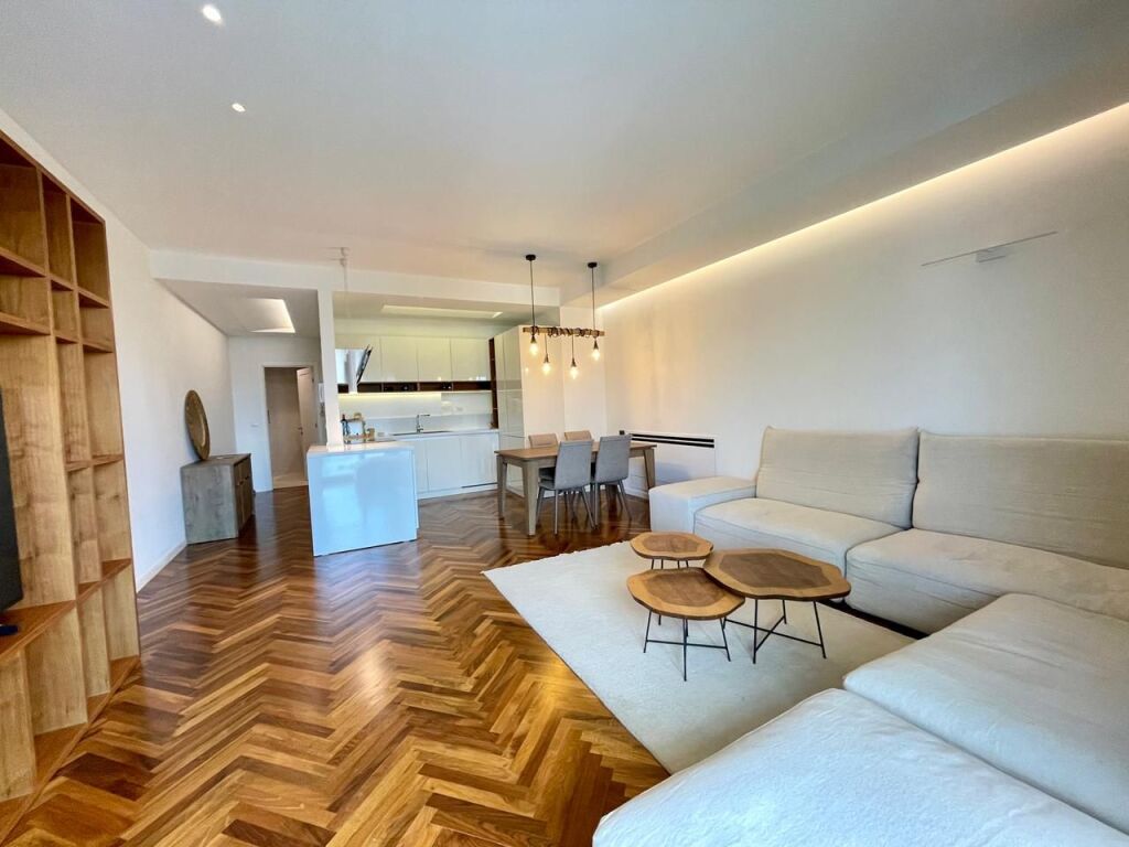 Apartment 2+1+ 2 bathrooms for rent at Ambasador 3