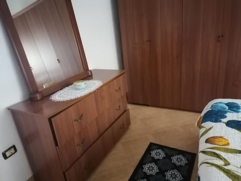 SHITET SHTEPI PRIVATE NE DURRES (PLAZH)