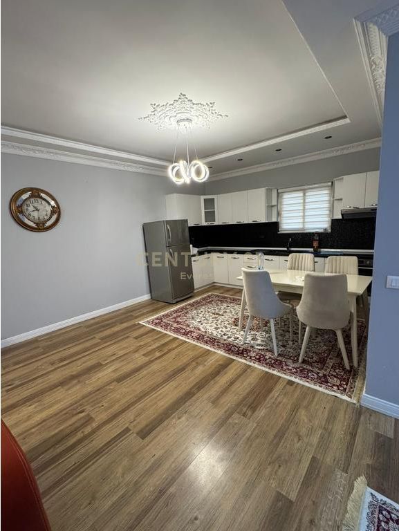 YZBERISHT, APARTAMENT 2+1 PER QIRA