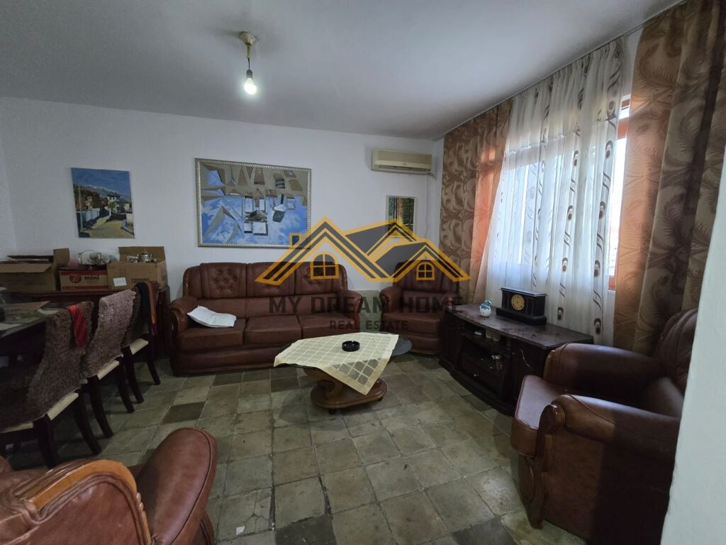 SHITET APARTAMENT 2+1 PRAN VALA PARK NE DURRES!