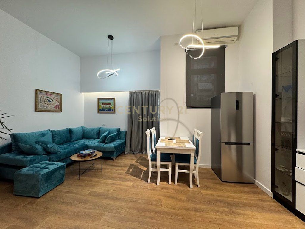 Jepet me qira apartament 1+1 në Laprakë