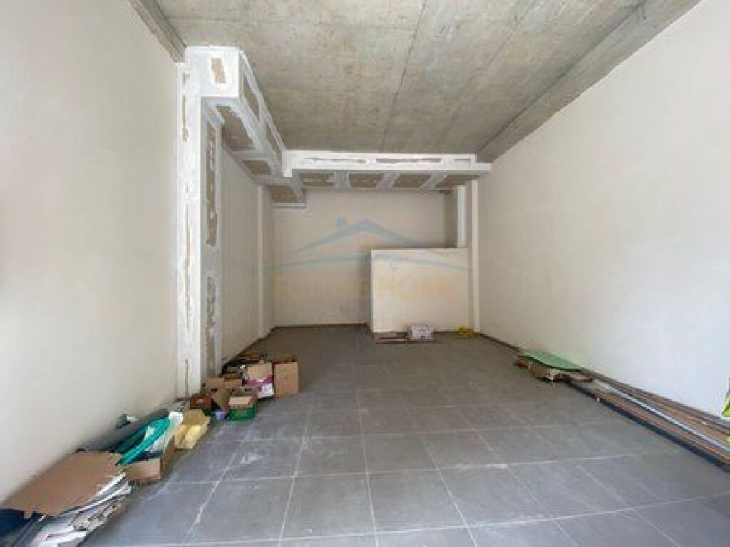 Qera, Ambient Biznesi, Rruga e Dibres, Tirane Empire67057