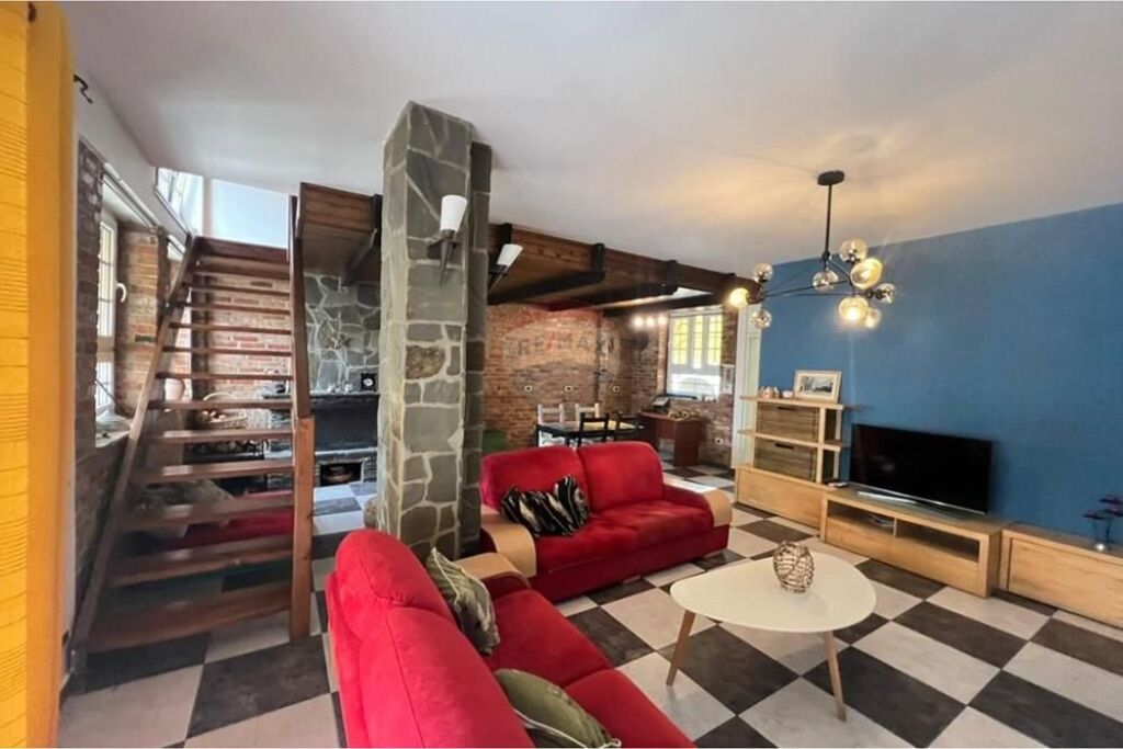 APARTAMENT 2+1 PER SHITJE TEK ELEONORA+PARKIM