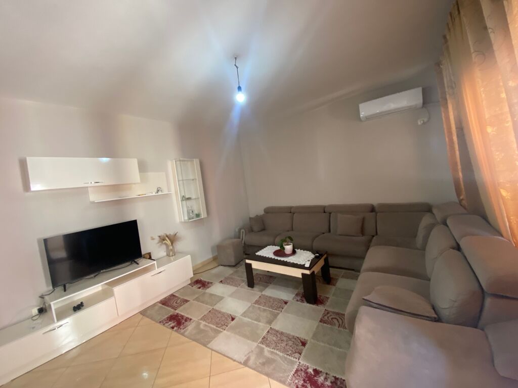 Apartament 1+1 per qira ne Astir !