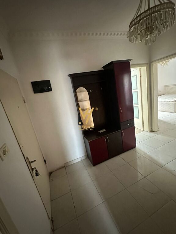 JEPET APARTAMENT 3+1 ME QERA RRUGA BERISHA, KAMEZ 35.000 LEKE