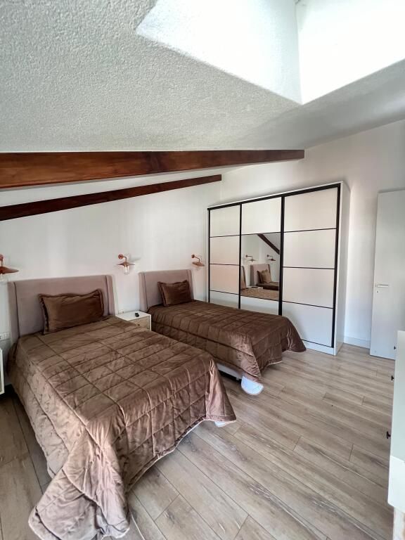 Apartament 3+1 me qira ne Teg!
