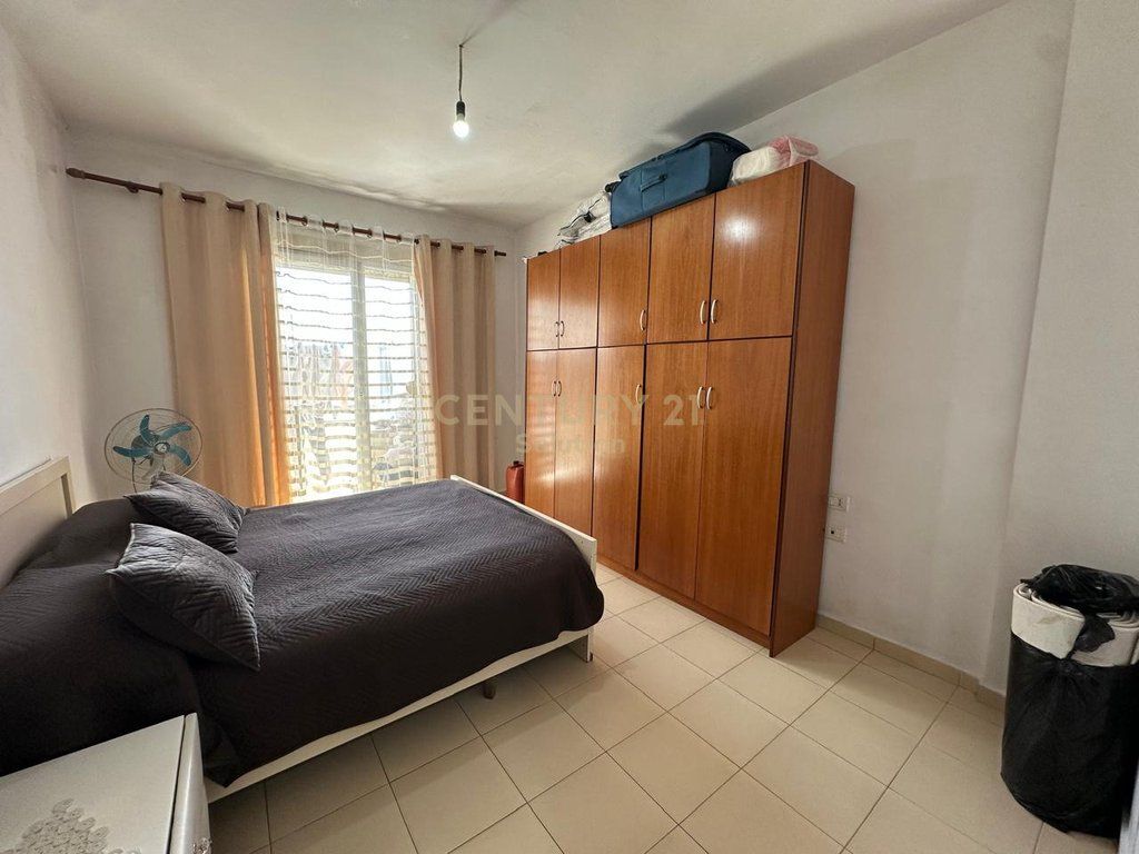SHITET APARTAMENT 2+1 TE KTHESA KAMZES!