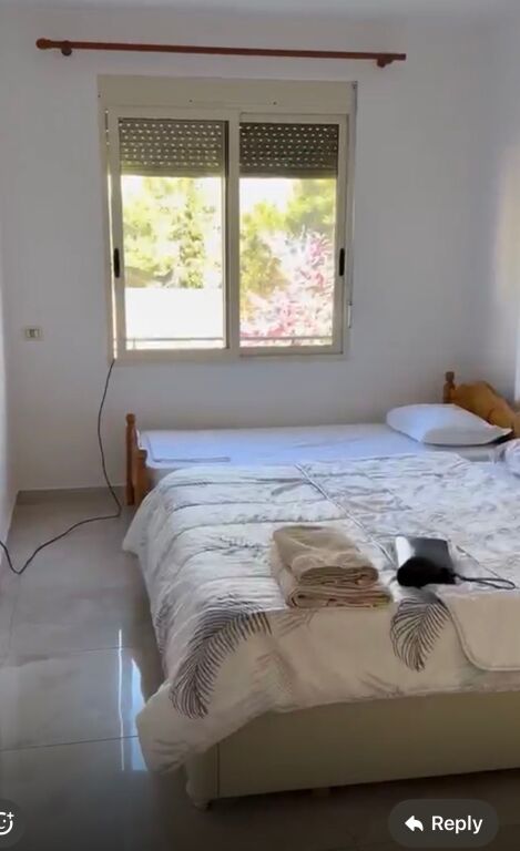 Jepet me qera 1 vjecare apartament ne plazh