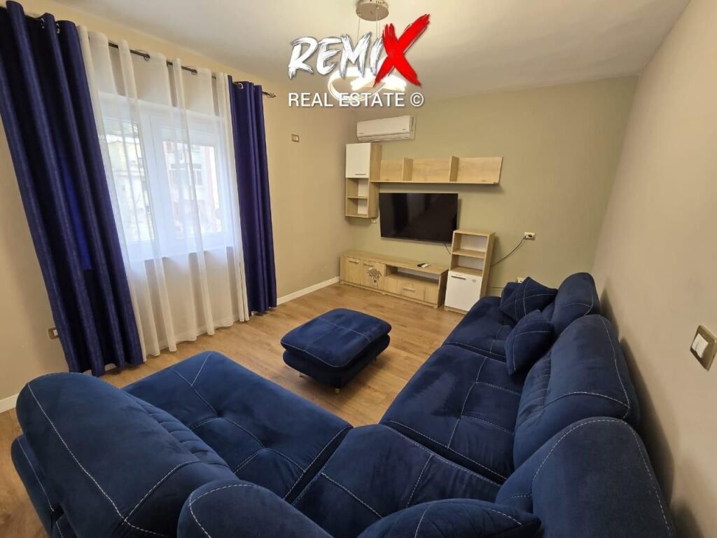 SHITET APARTAMENT 2+1 PRANE SHKOLLES 2 GJELAT, RR. ALEKSANDËR GOGA, DURRËS