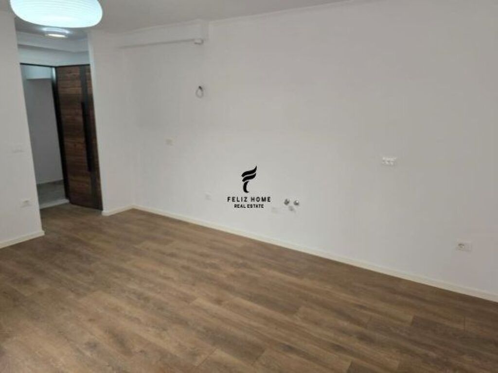 SHITET APARTAMENT 1+1 TREGU ELEKTRIK 115.000 EURO FH-67517