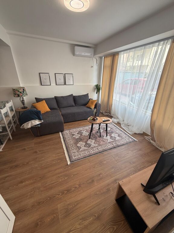 Jepet me qera Apartament 1+1  Kodra e diellit 1/500 euro
