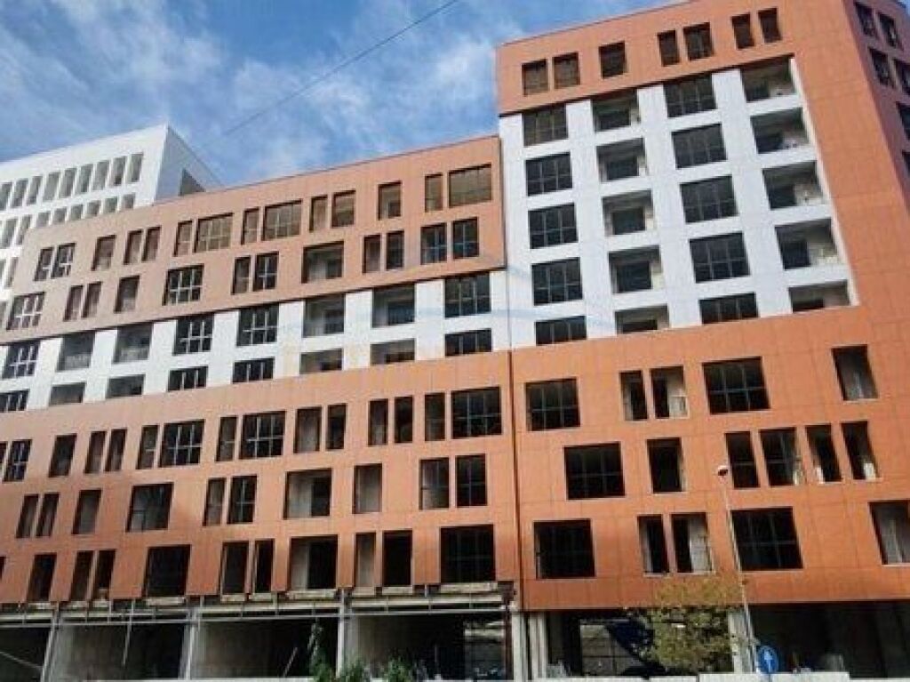 Shitet, Apartament 2+1+Verande, '' Urban Gate '' Residence, Unaza e re, Tirane