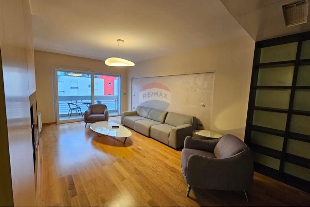 Apartment 3+1+2 for sale near the Tirana Lake