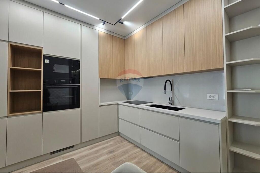 Apartament - Për Qira - Rruga Mine Peza, Tiranë