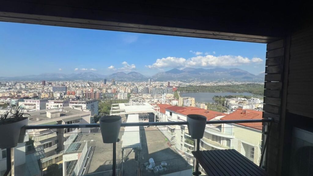 2+1 Apartment for rent at the Botanical Garden!