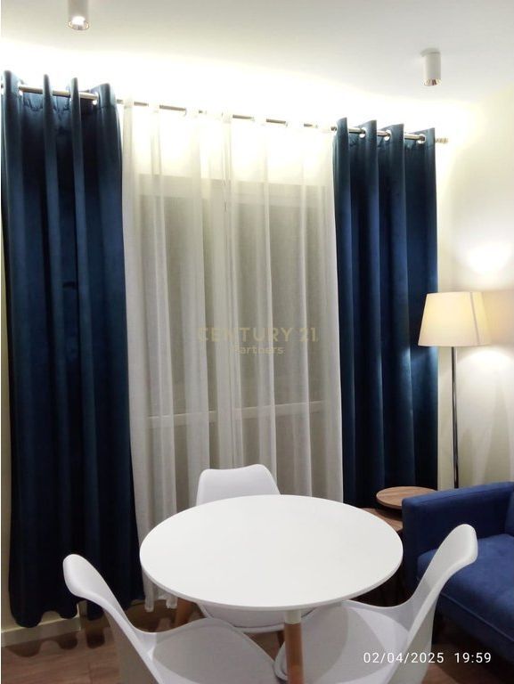 Apartament 1+1 me qira në rrugën Mine Peza