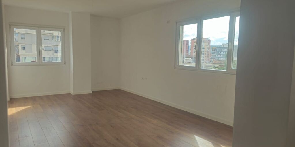 Apartament 3+1 per shitje ne Qender te Tiranes